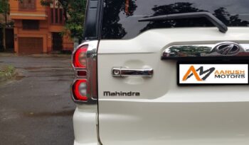 Mahindra Scorpio S11 White DSL 2018 full