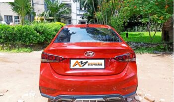 Hyundai Verna 1.6SX(O) Sunroof Orange 2018(Pet) full