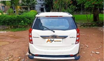 Mahindra XUV 500 W10 White DSL 2018 full