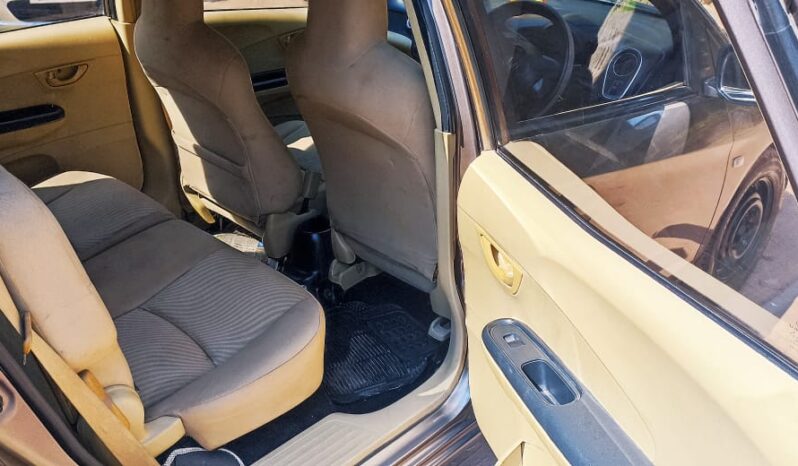 Honda Mobilio SMT Pet Grey 2015 full
