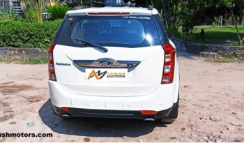Mahindra XUV 500 W10 White 2016 full
