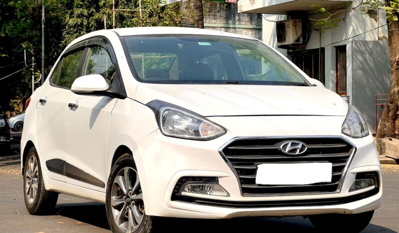 Hyundai Xcent 2020 White Pet full