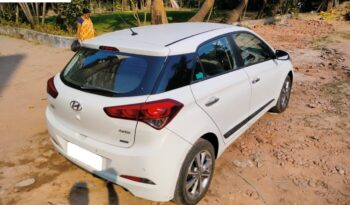 Hyundai I20 Asta 2017 White Pet full