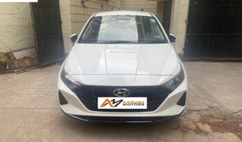 Hyundai i20 Asta 2022 (Pet) White full