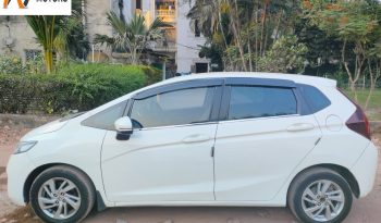 Honda Jazz CVT 2018 White (Pet) full