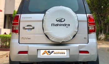 Mahindra TUV 300 T4+ 2017 Silver full