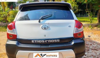 Toyota Etios Liva G 2015 White (pet) full