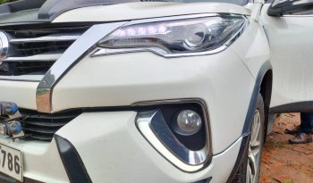 Toyota Fortuner Sigma 4 AT 2016 White full