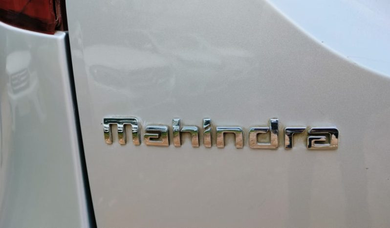 Mahindra Marazzo M6 8-str Silver 2020 DSL full