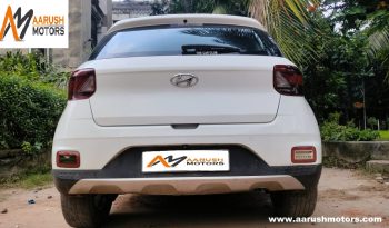 Hyundai Venue SX (O) 2019 DSL White full